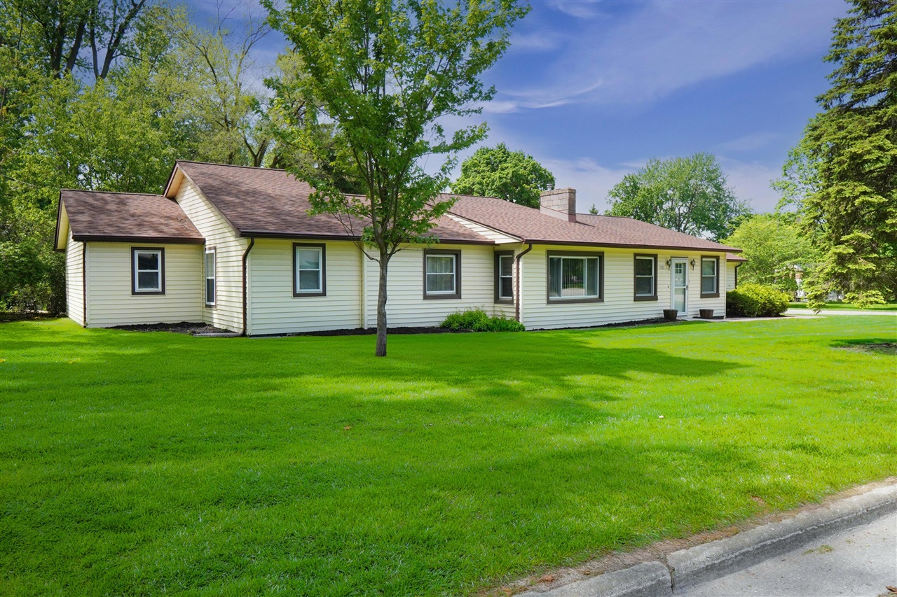 1322 Desiax Avenue Property Photo 1