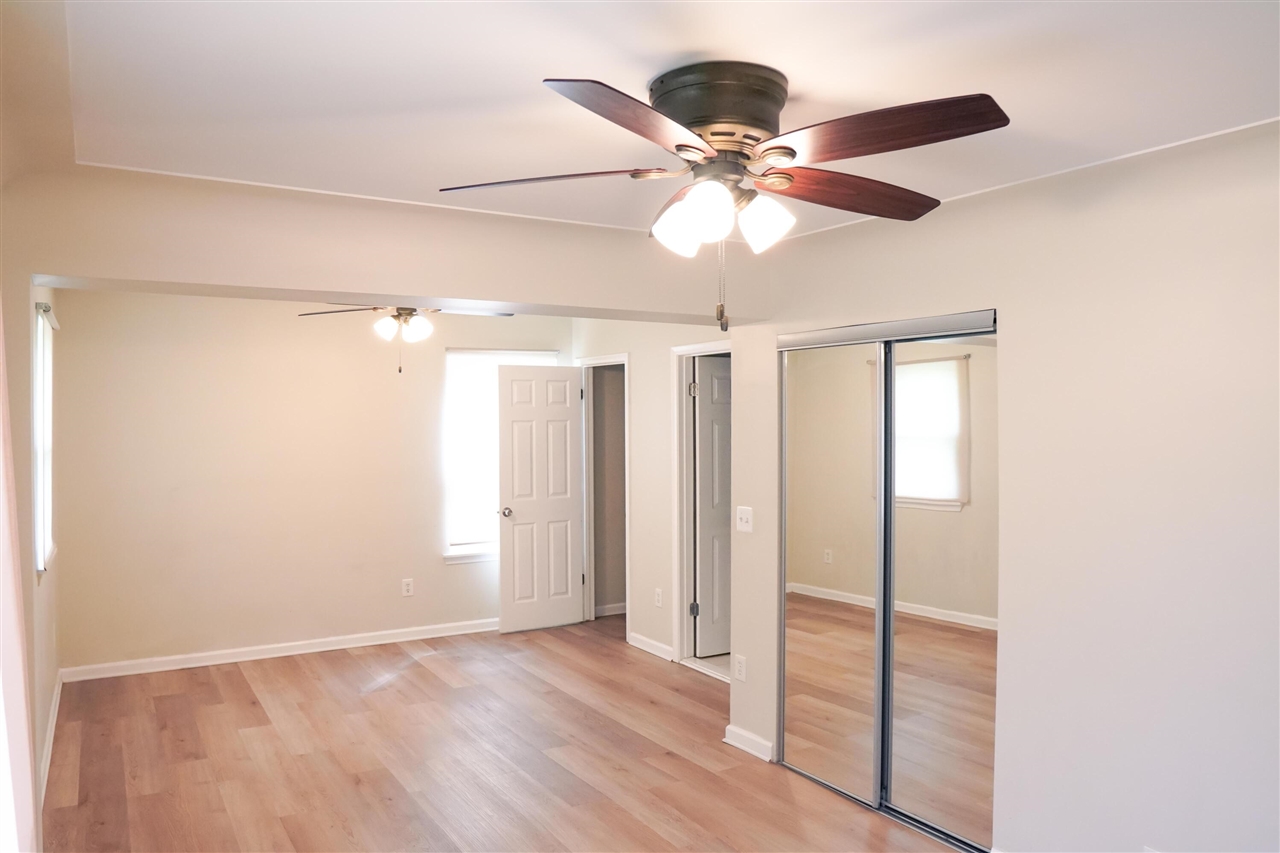 1322 Desiax Avenue Property Photo 10