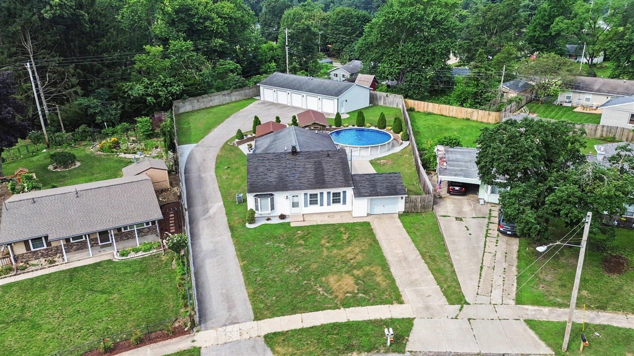 2428 Allerton Drive Property Photo 1