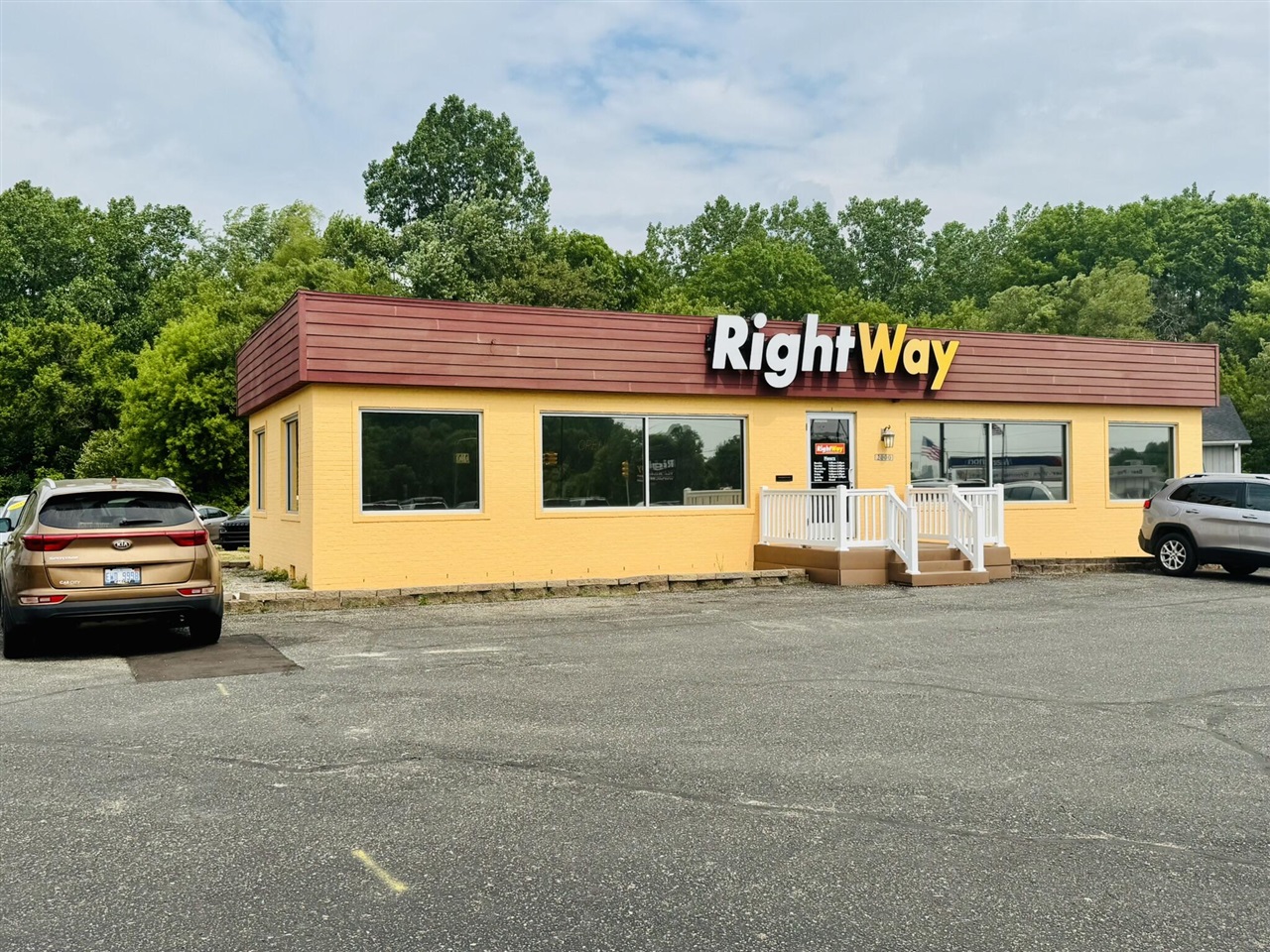 2100 W Dickman Road Property Photo 1