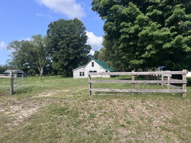 13251 Makinen Road Property Photo 1