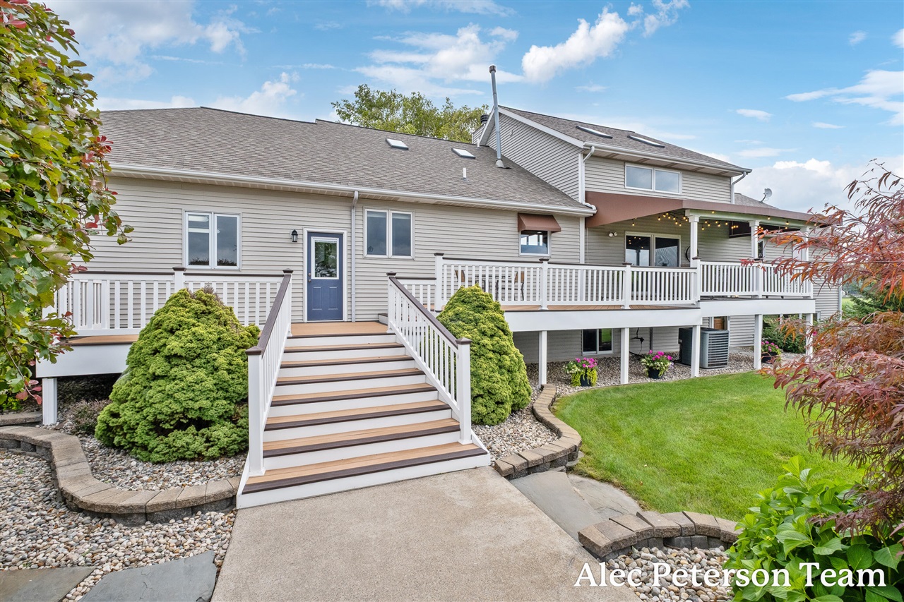 2807 8th Avenue Property Photo 7