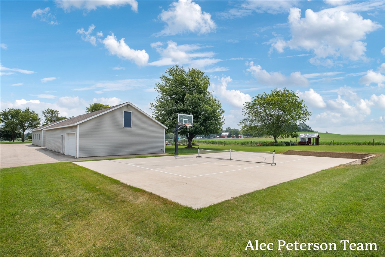 2807 8th Avenue Property Photo 10
