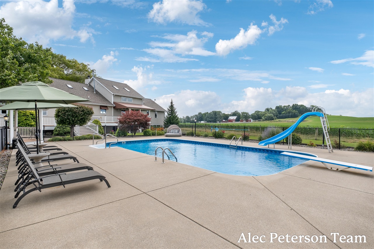 2807 8th Avenue Property Photo 14