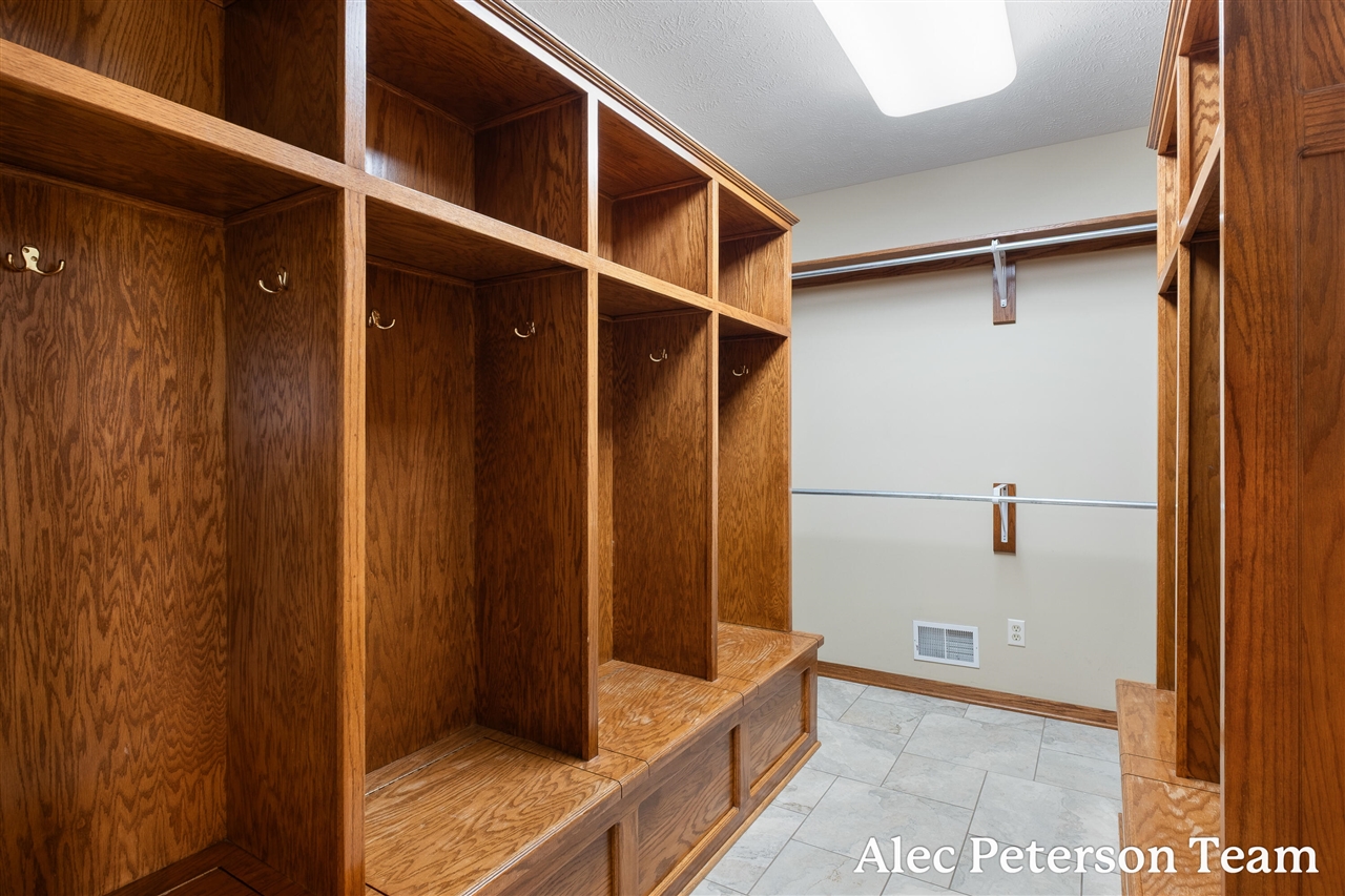 2807 8th Avenue Property Photo 61