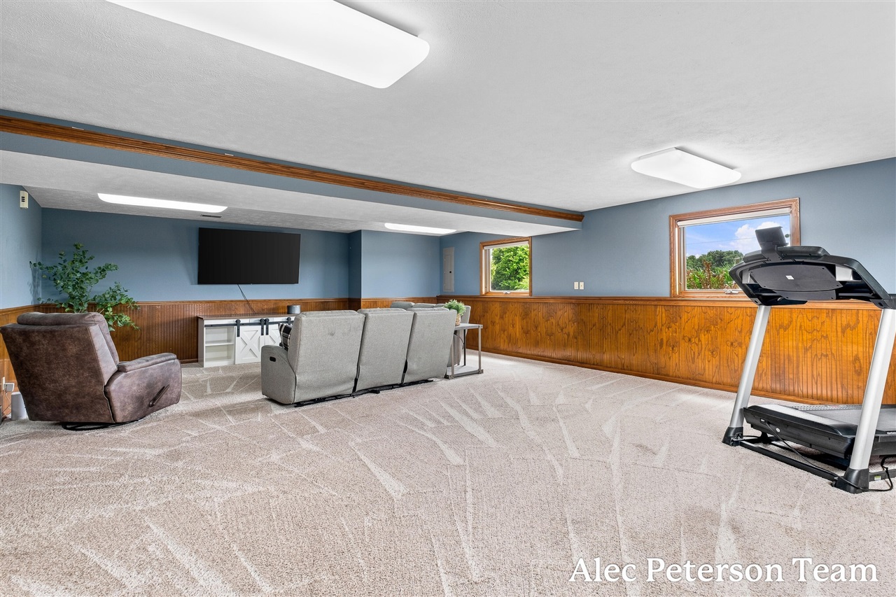 2807 8th Avenue Property Photo 76