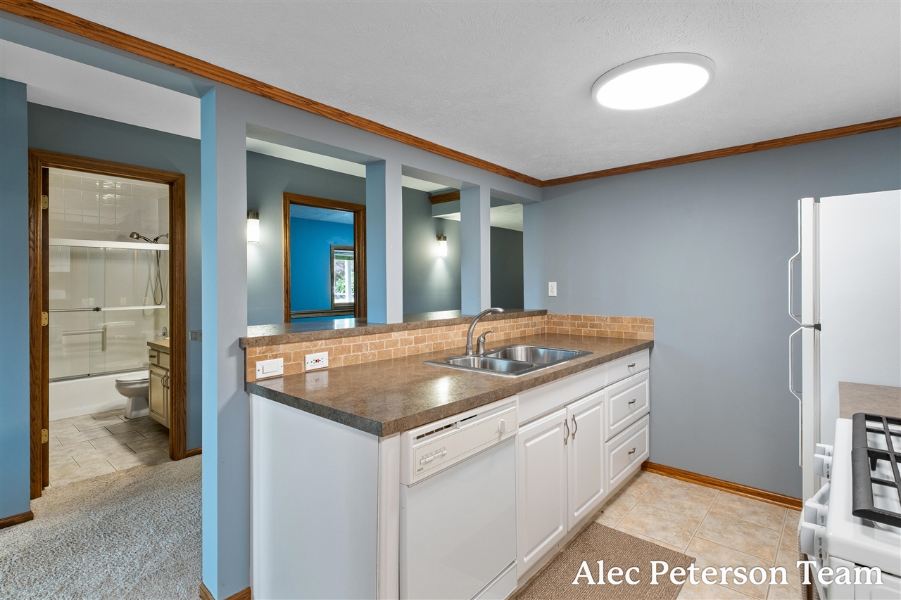 2807 8th Avenue Property Photo 80