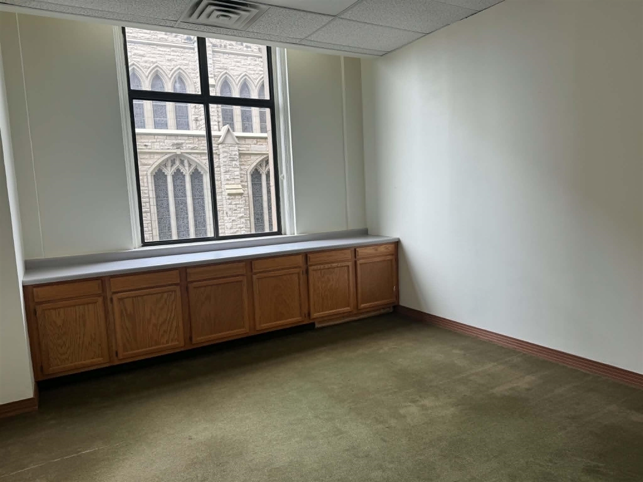 233 Fulton Street Property Photo 10