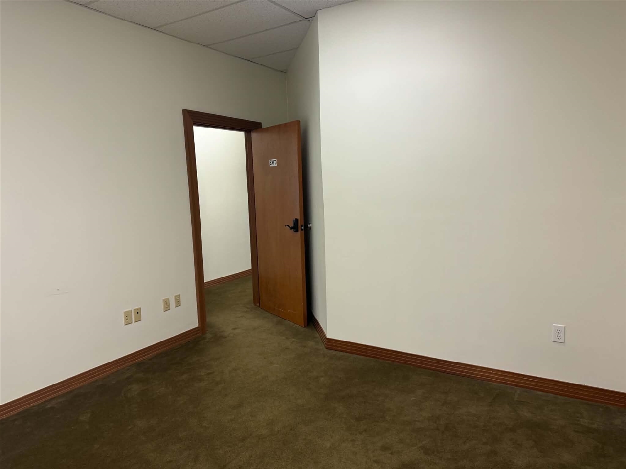 233 Fulton Street Property Photo 12