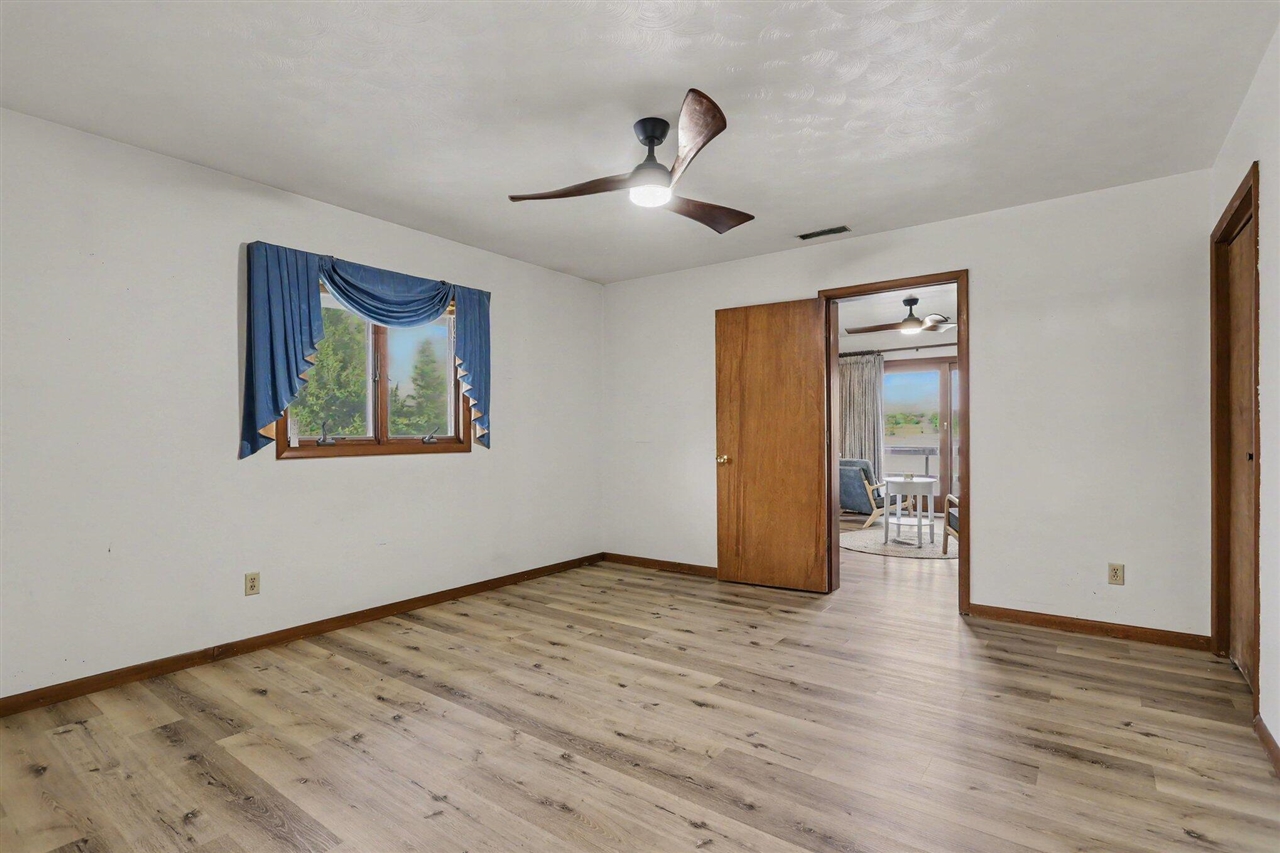 70219 Hilltop Drive Property Photo 21