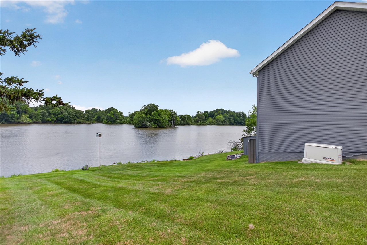 7070 Donegal Drive Property Photo 11