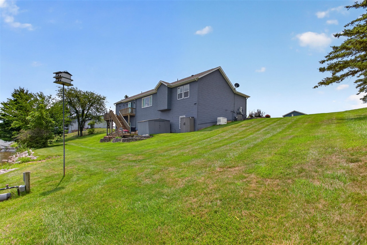 7070 Donegal Drive Property Photo 13