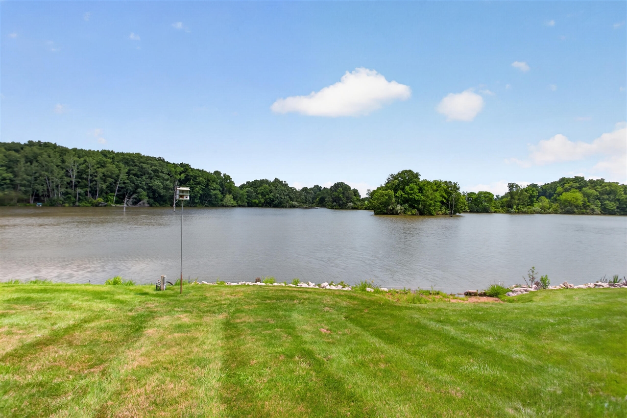 7070 Donegal Drive Property Photo 14
