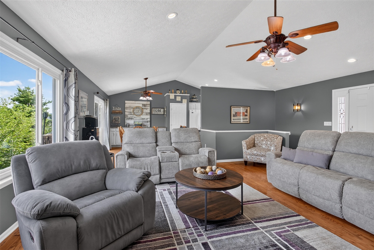 7070 Donegal Drive Property Photo 29