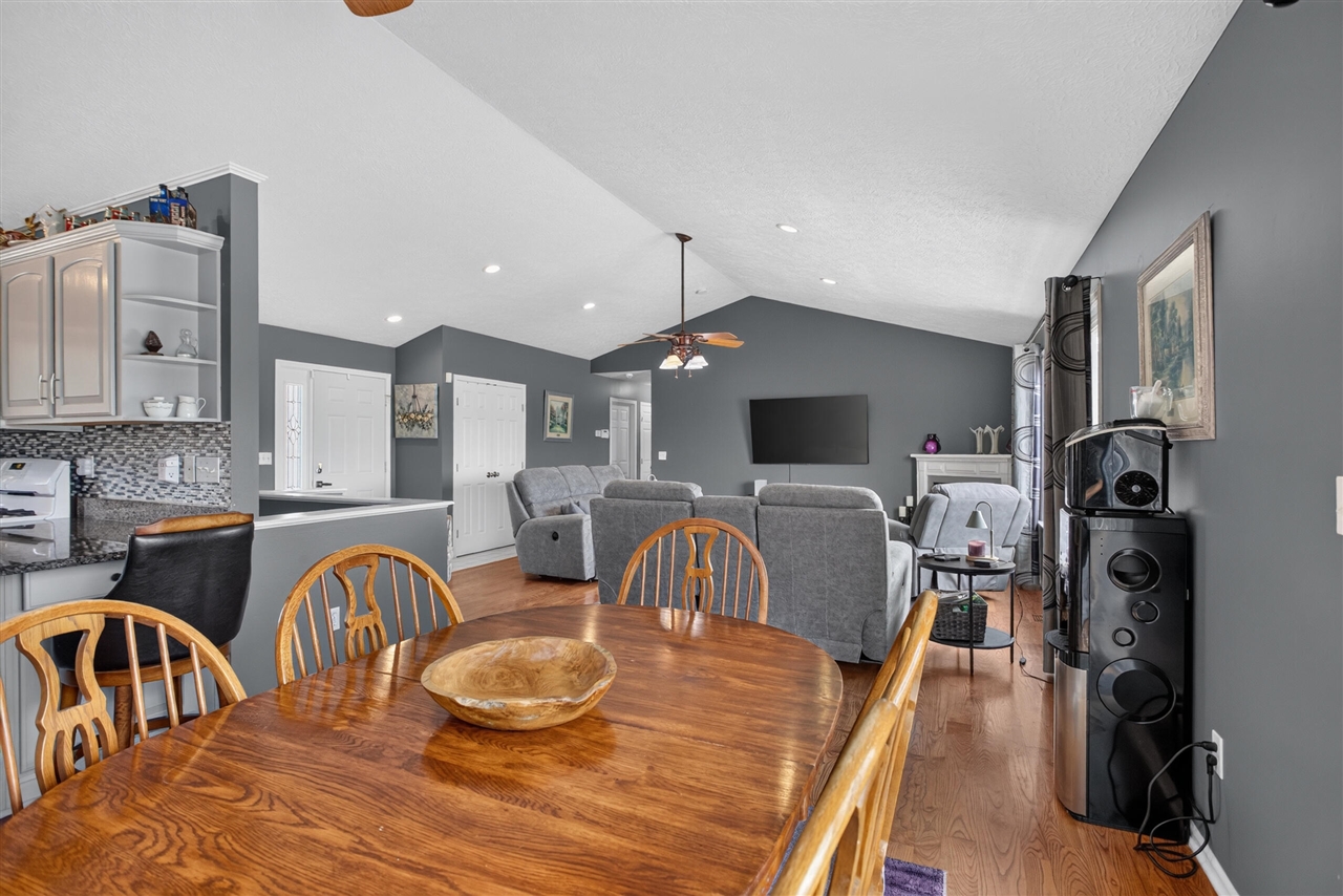 7070 Donegal Drive Property Photo 42