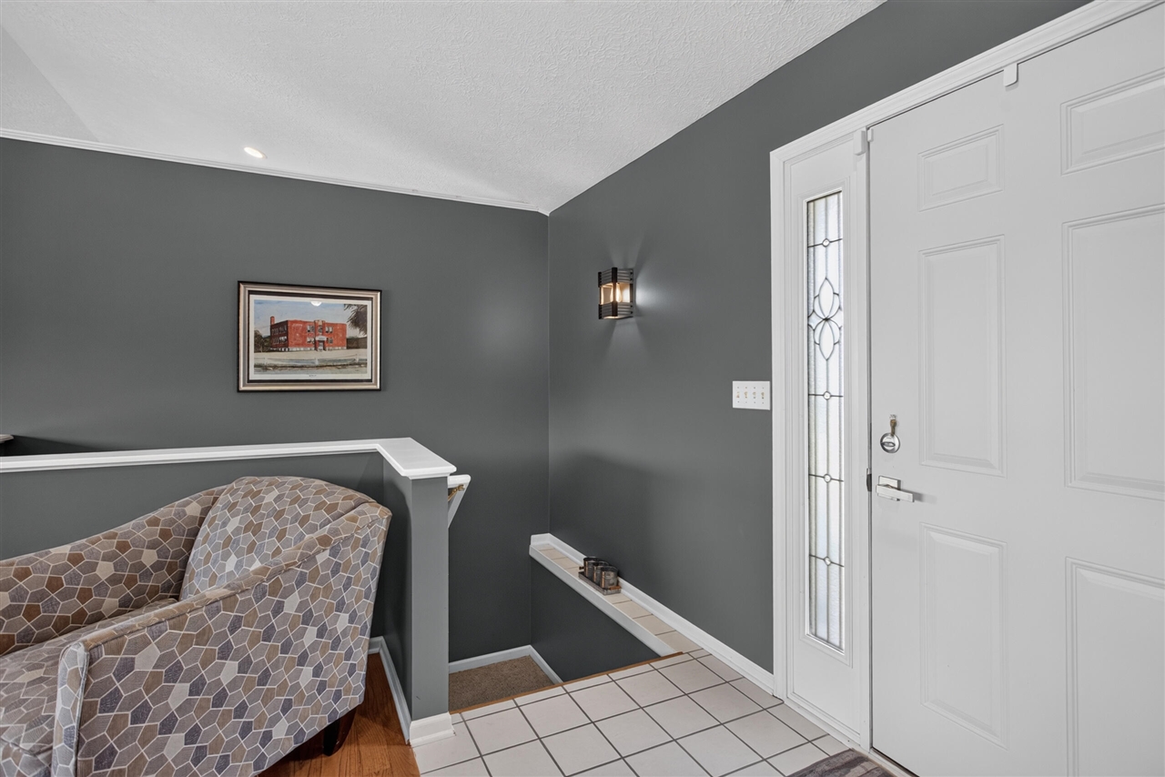 7070 Donegal Drive Property Photo 54