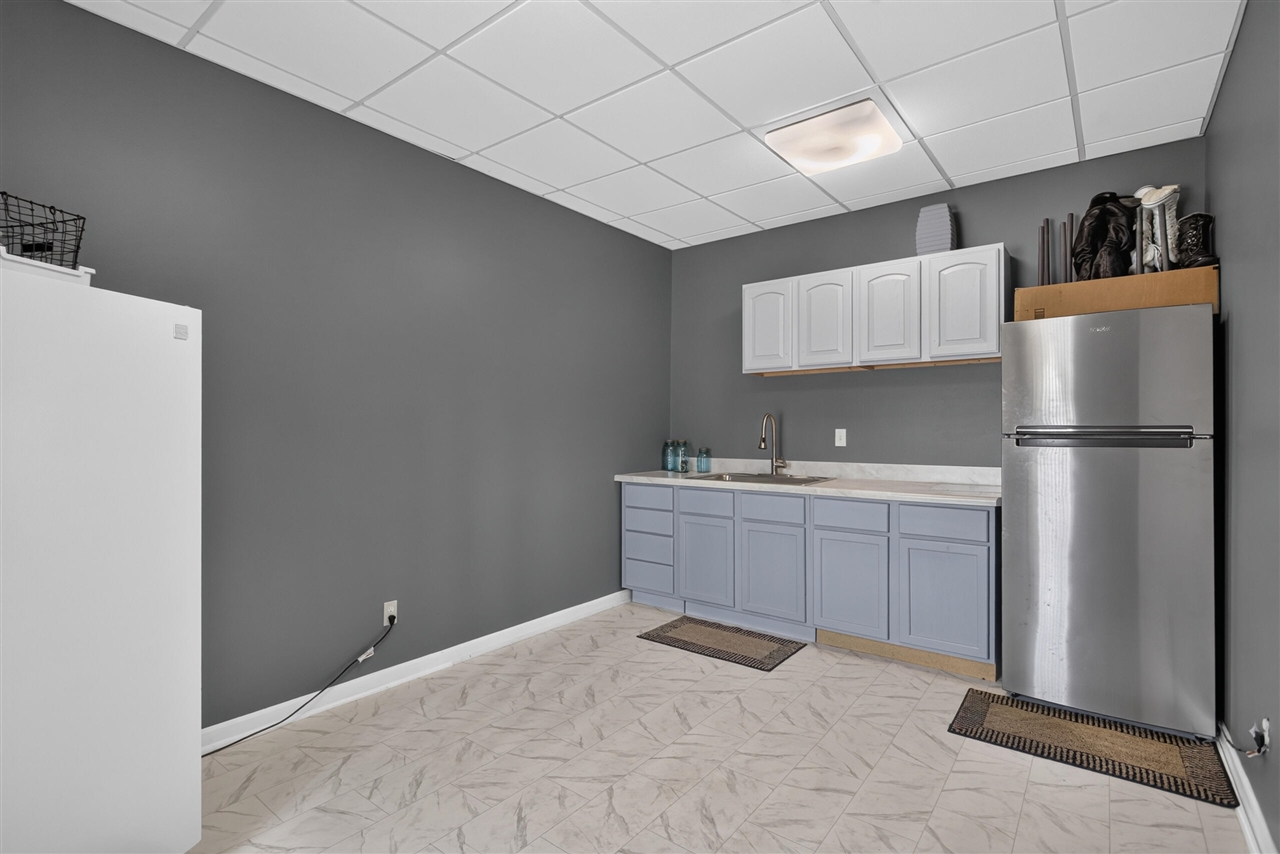 7070 Donegal Drive Property Photo 60