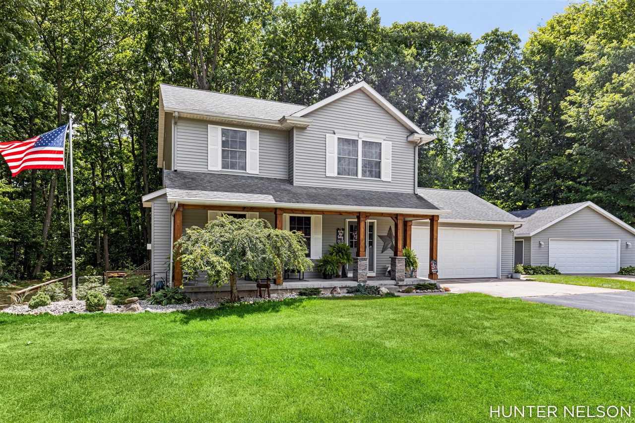 3160 Cottage Court Property Photo 1