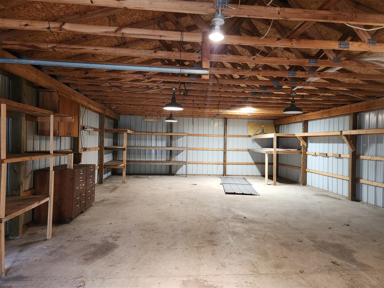 2368 E 10 Mile Road Property Photo 16