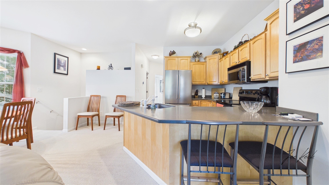 14993 Thoroughbred Run Property Photo 6