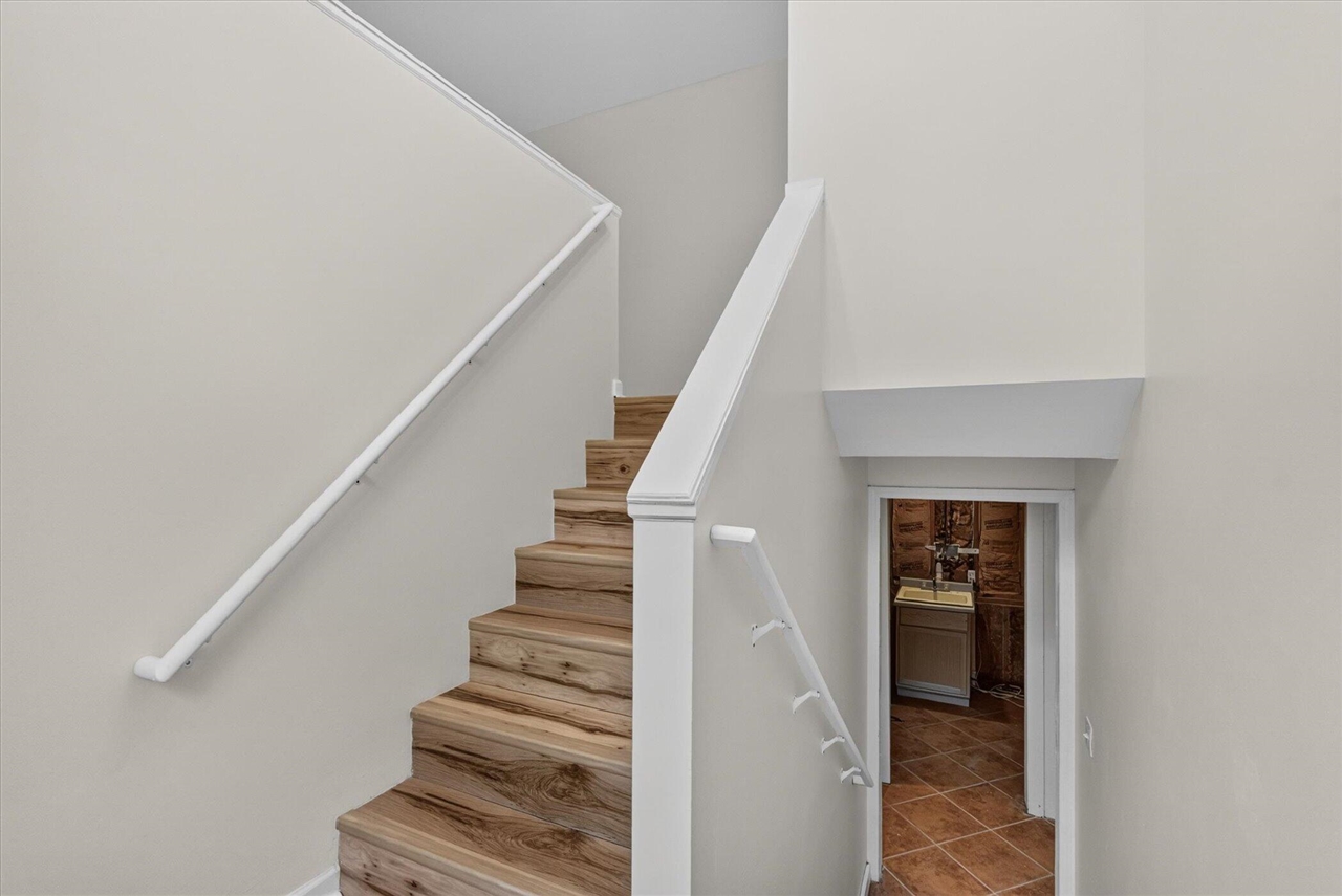 4241 Laming Circle Property Photo 6