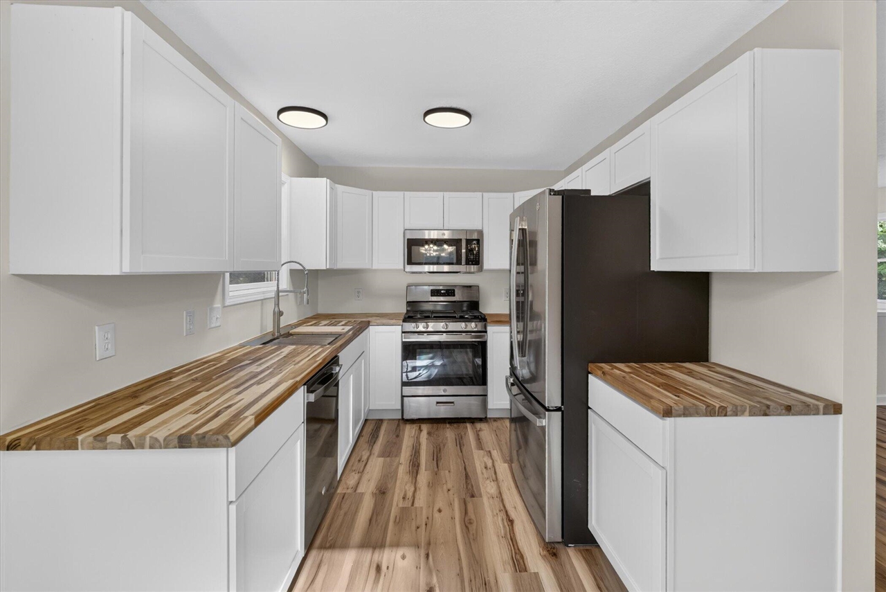 4241 Laming Circle Property Photo 14