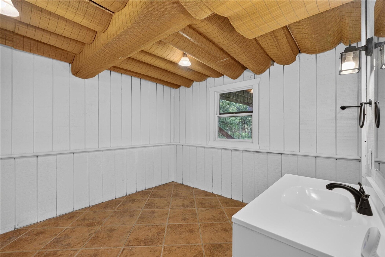 4241 Laming Circle Property Photo 34