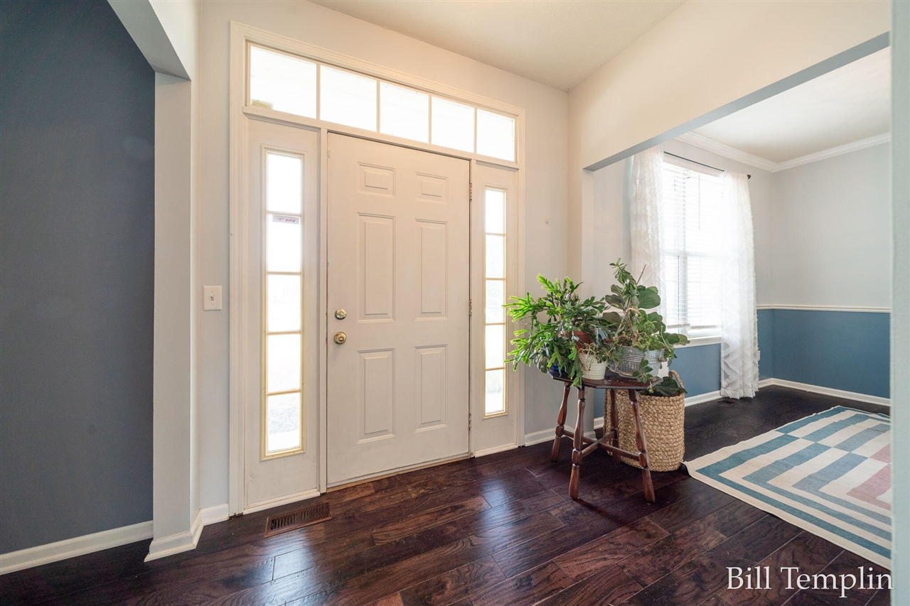 5641 Barcroft Drive Property Photo 4