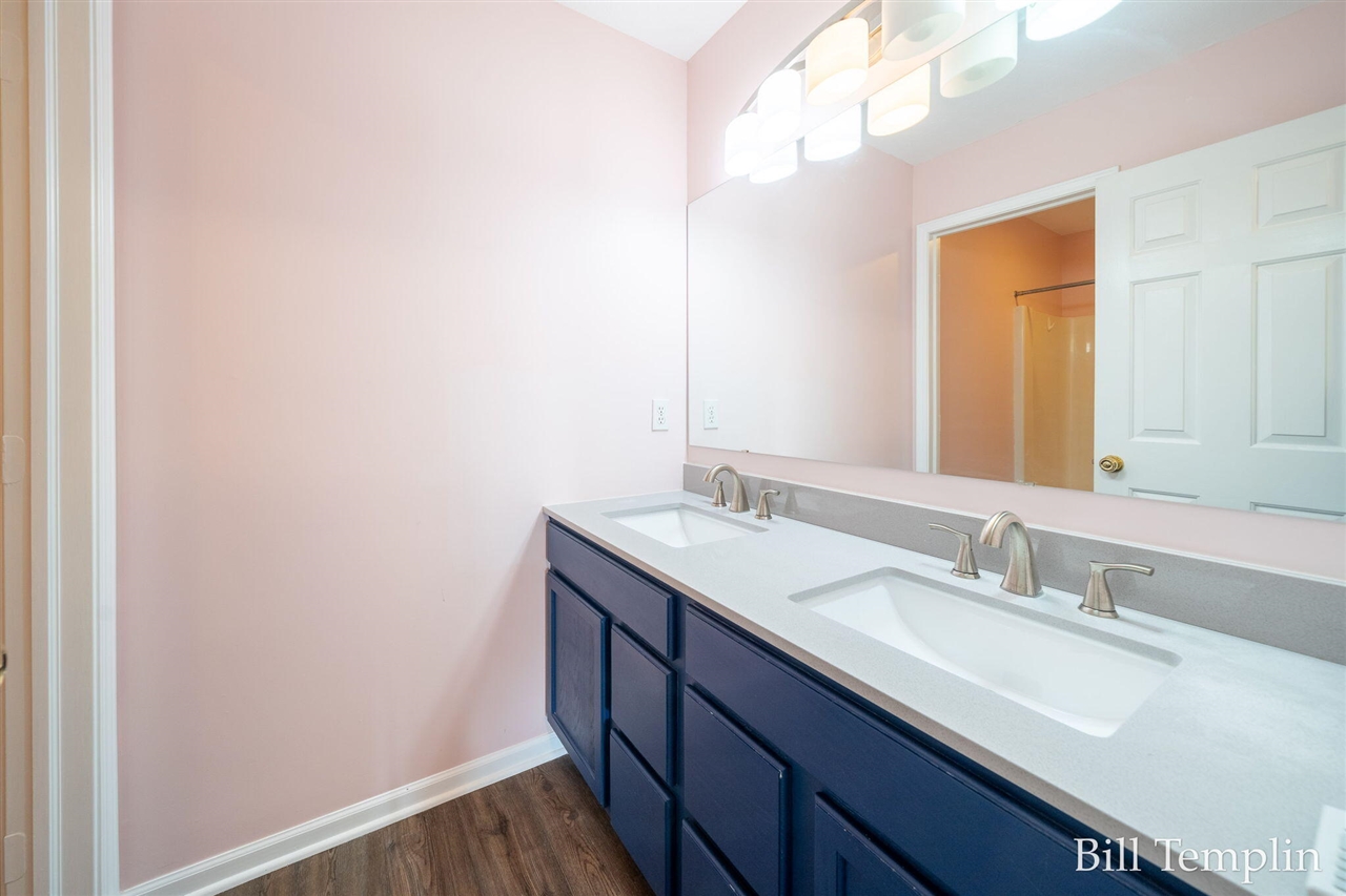 5641 Barcroft Drive Property Photo 17