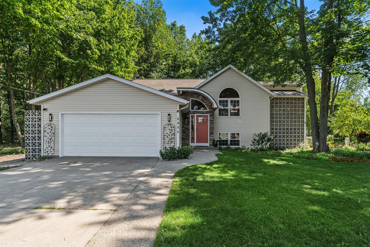 6806 Wiley Road Property Photo 1