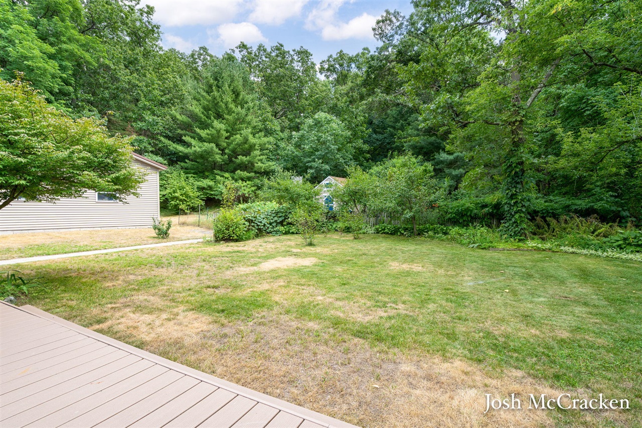 9665 Black Oak Drive Property Photo 7