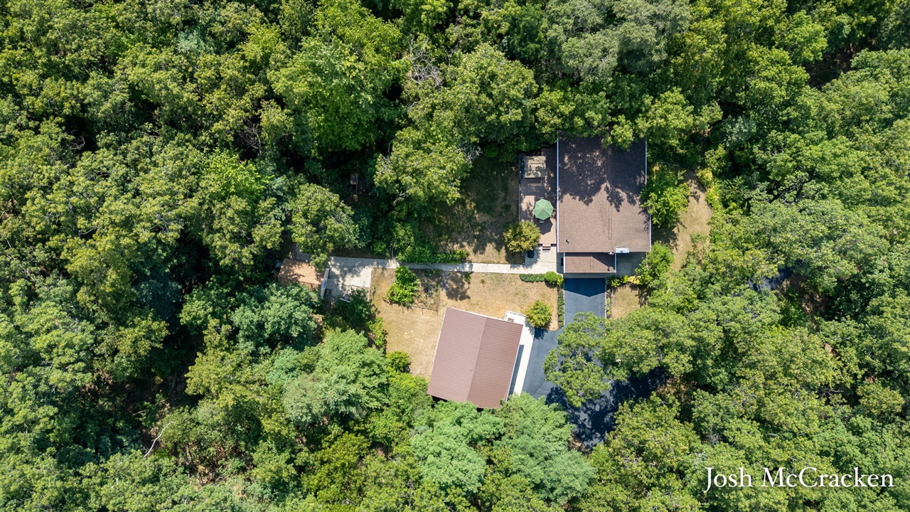 9665 Black Oak Drive Property Photo 18