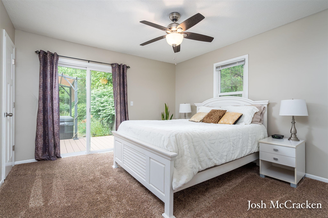 9665 Black Oak Drive Property Photo 28