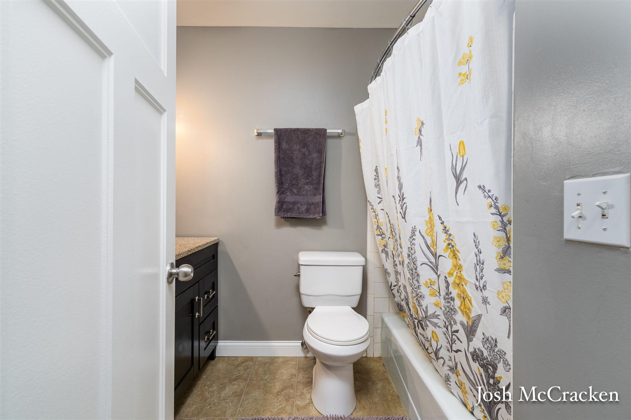 9665 Black Oak Drive Property Photo 32