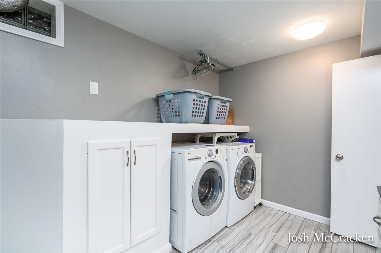 9665 Black Oak Drive Property Photo 35