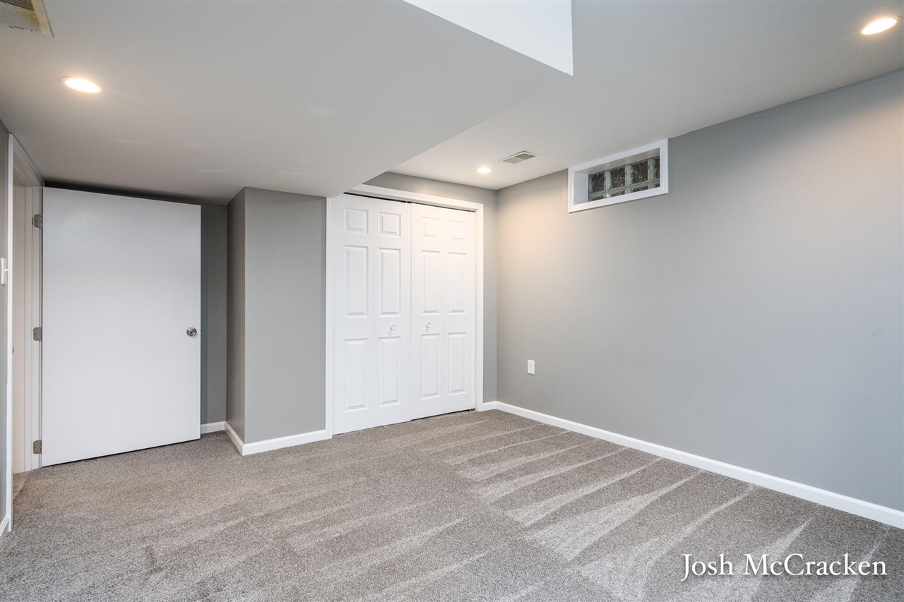 9665 Black Oak Drive Property Photo 40