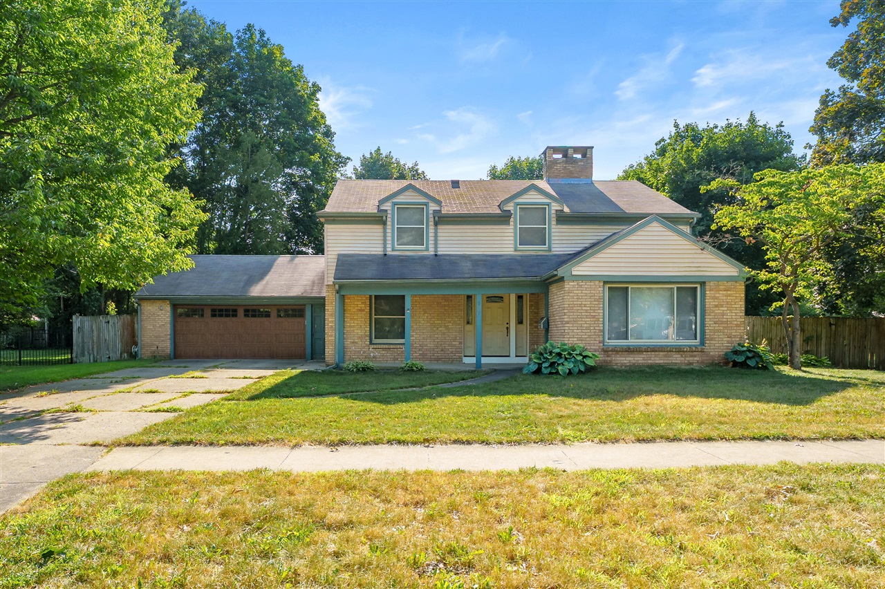 907 East Street Property Photo 1