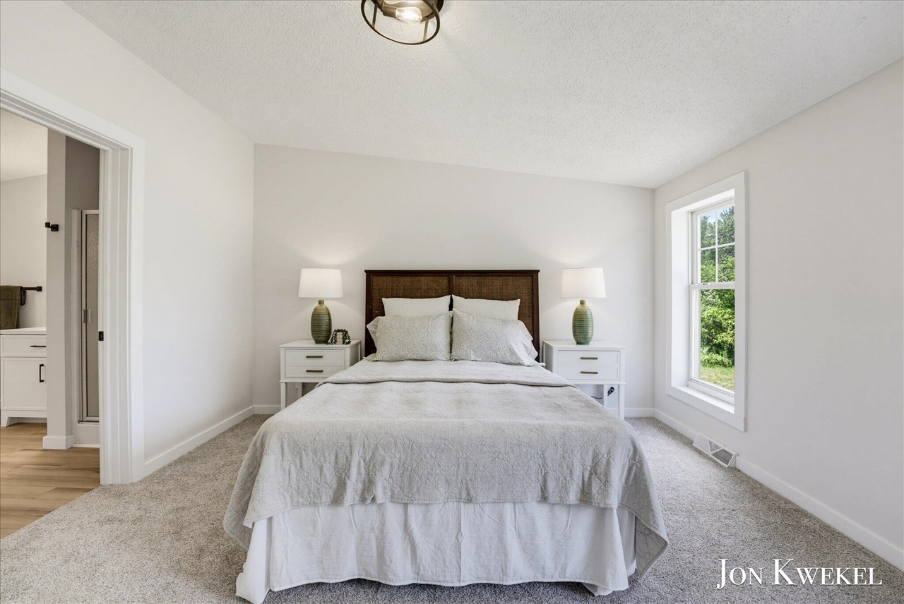 8636 Maple Road Property Photo 18