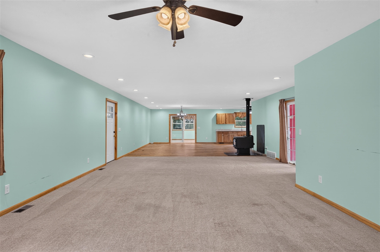 3820 N Beech Avenue Property Photo 14