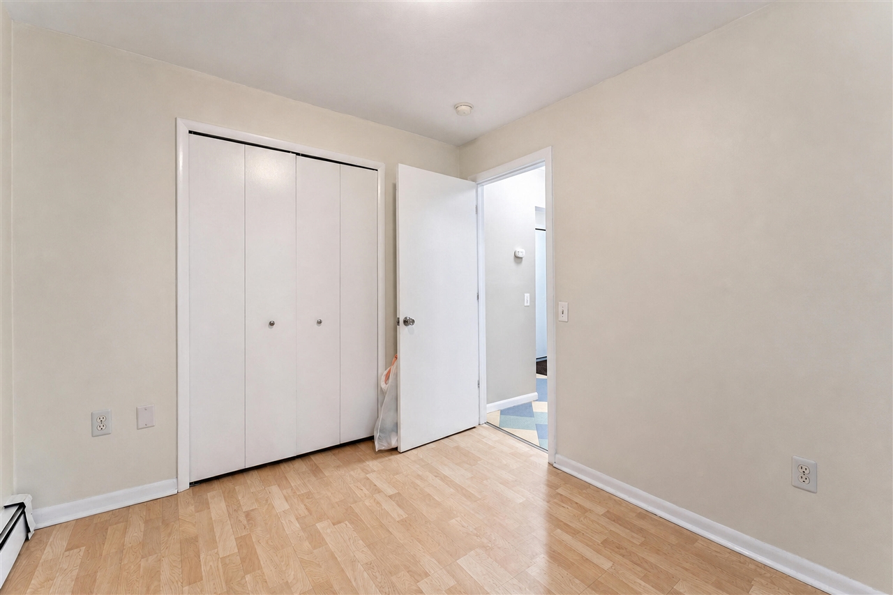 120 Seward Avenue Property Photo 13