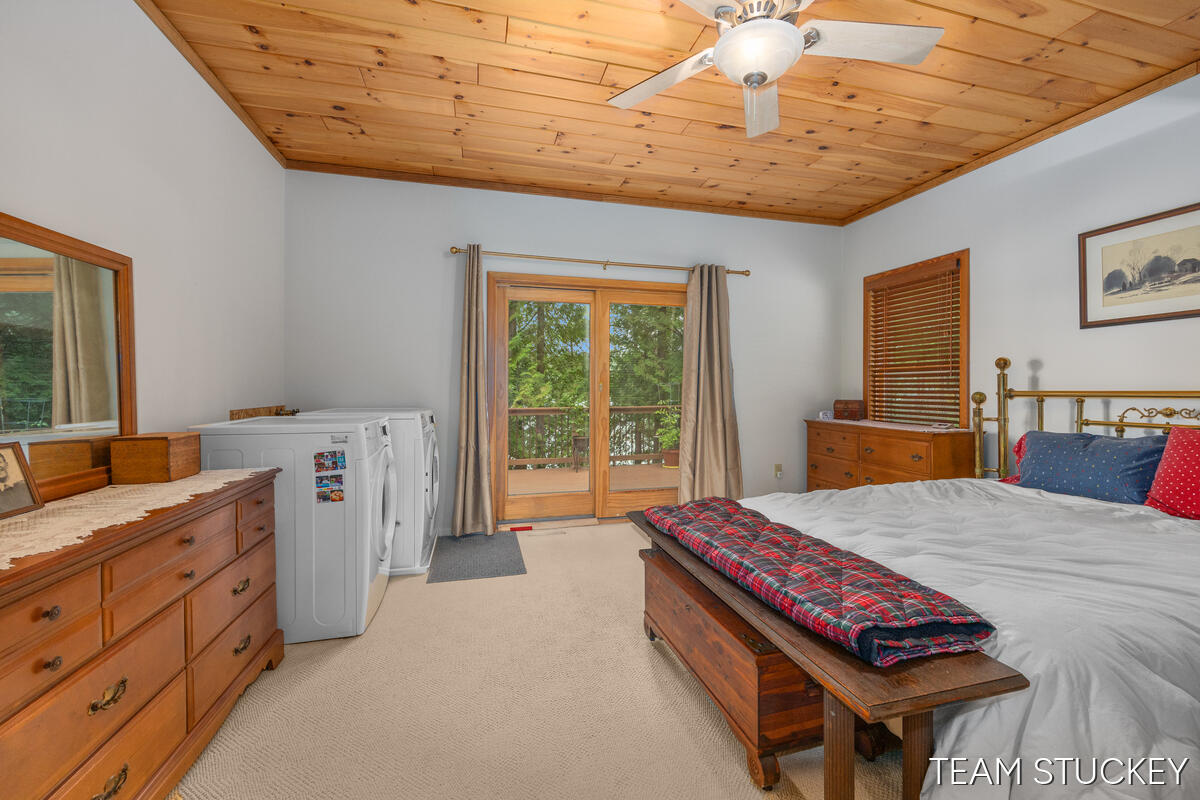 8583 N Homestead Circle Property Photo 23