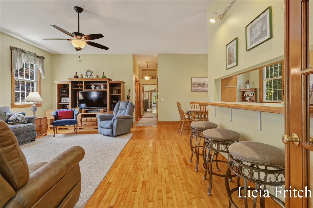 6421 Durham Road Property Photo 6