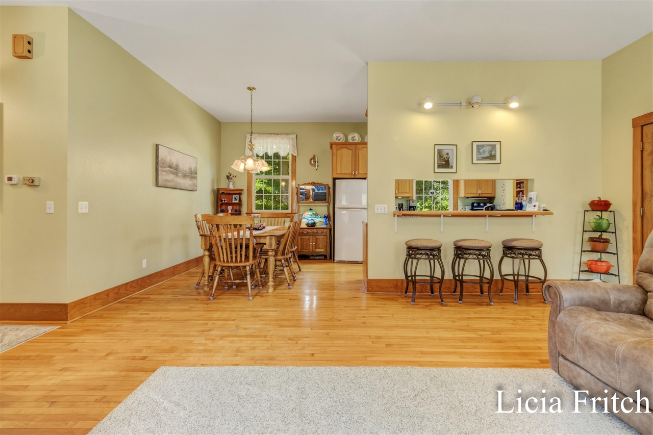 6421 Durham Road Property Photo 10