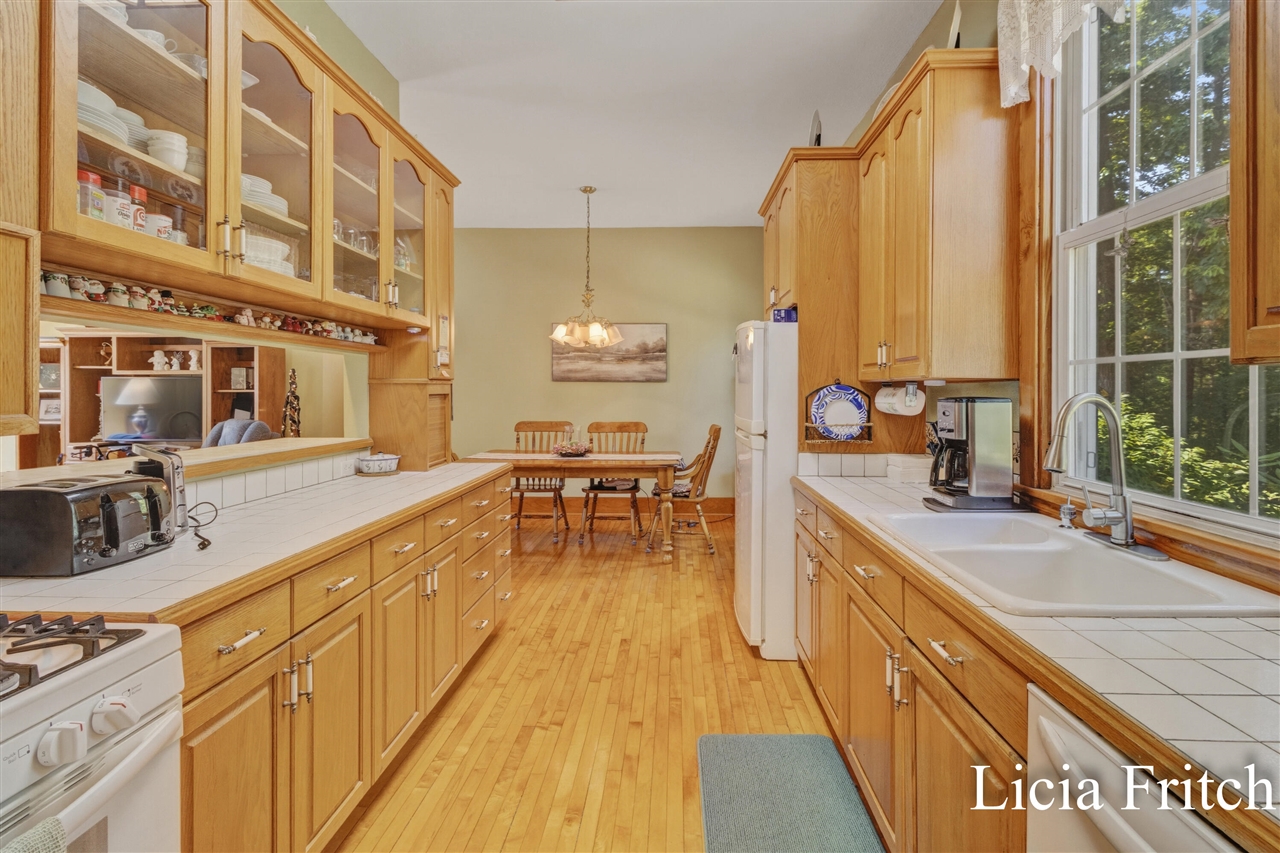 6421 Durham Road Property Photo 14