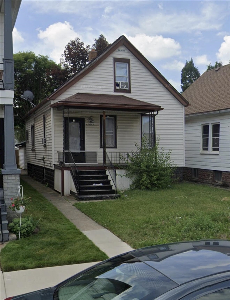 12015 Lumpkin Street Property Photo 1
