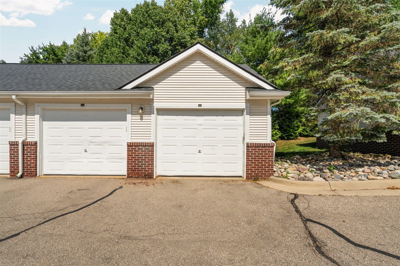 273 Scio Village Court Property Photo 49