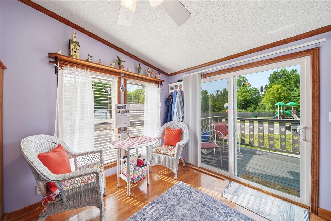280 Stieff Property Photo 8