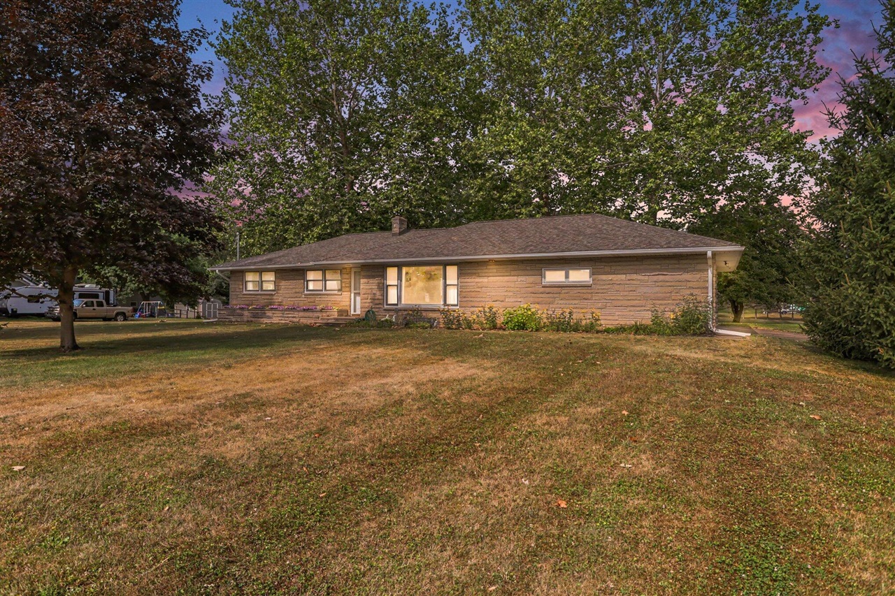 547 N Wattles Road Property Photo 1