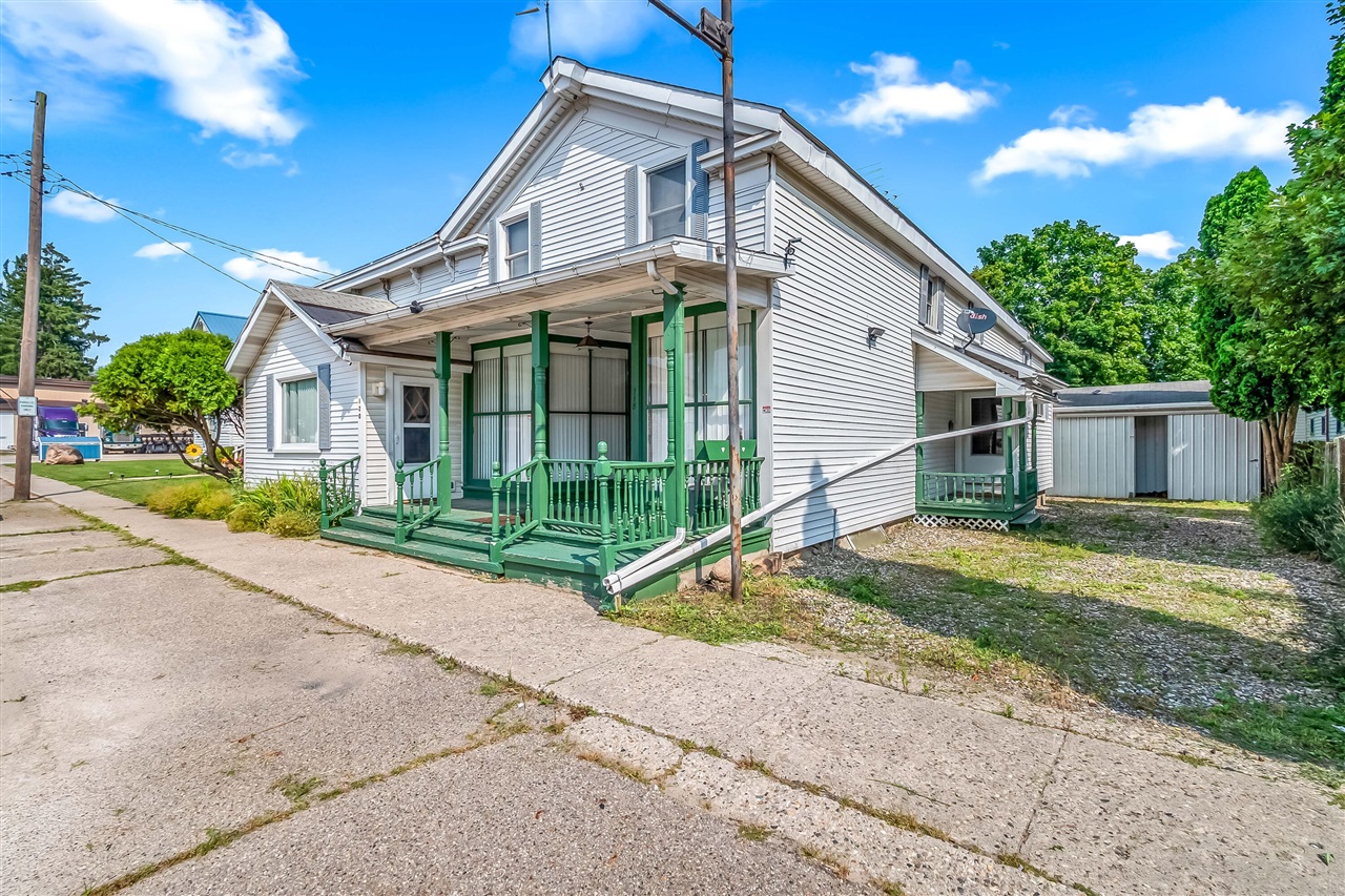118 W Chicago Road Property Photo 2