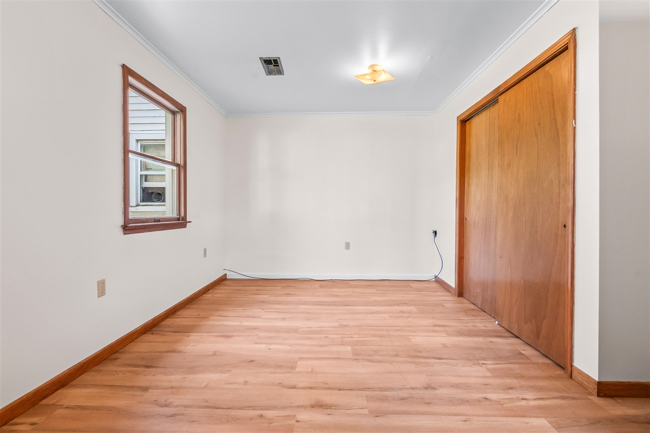 118 W Chicago Road Property Photo 29